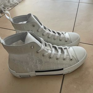 DIOR HIGH TOP WHITE (Men’s 43/10US)